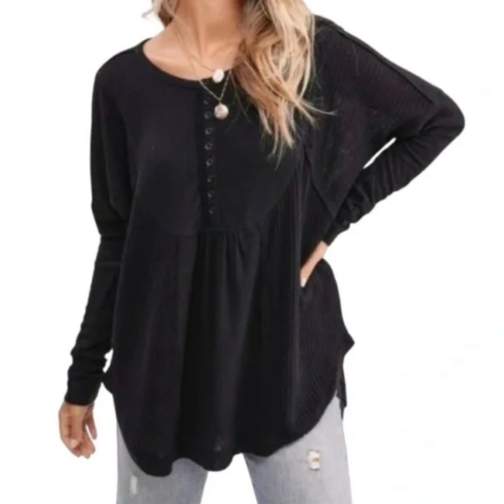 Free People Leo Henley Thermal/Waffle Button Black Top size Small/Medium